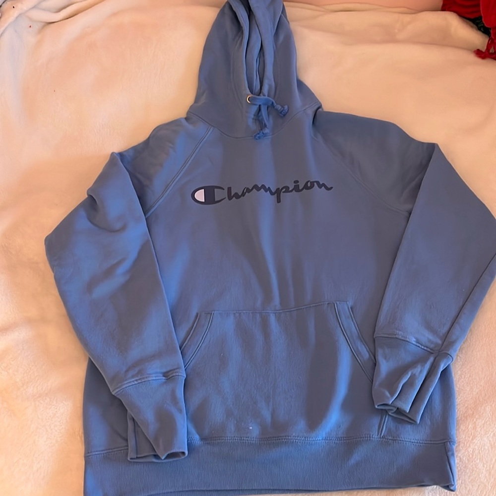 Women’s champion sweatshirt